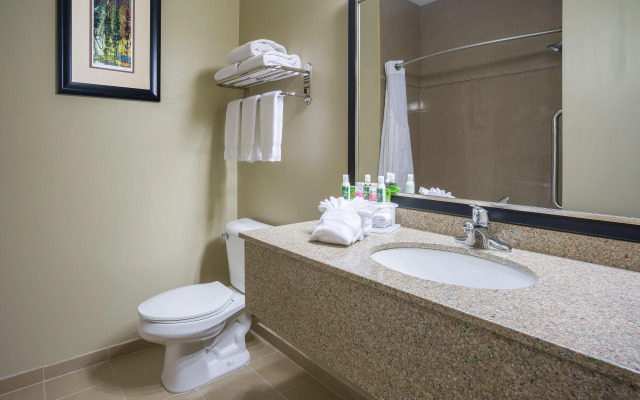 Holiday Inn Express Hotel & Suites St. Paul-Woodbury by IHG