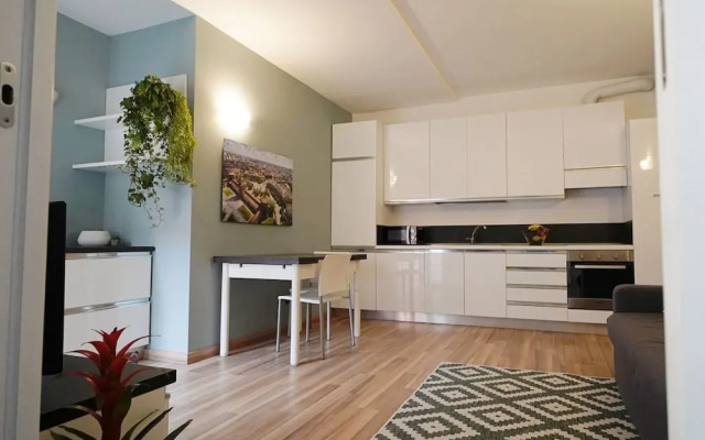Cozy Apt With Gym & Parking, Milan