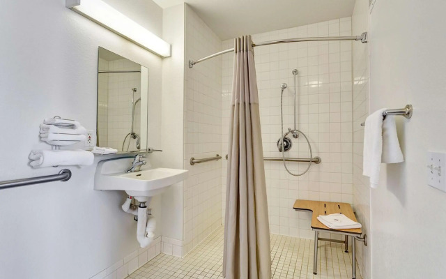 Park Inn by Radisson, Santa Rosa South