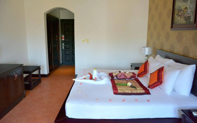 Sea Lion Beach Resort & Spa