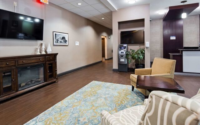 Best Western Plus Lee's Summit Hotel & Suites