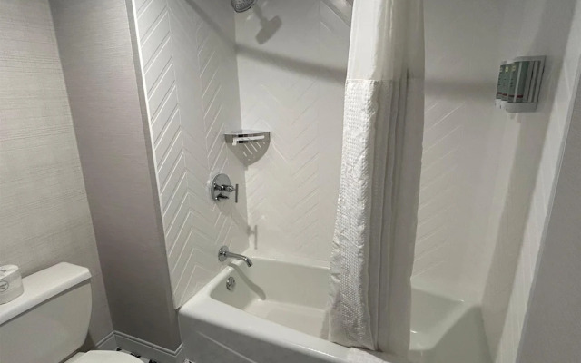 Best Western Potsdam University Park Inn