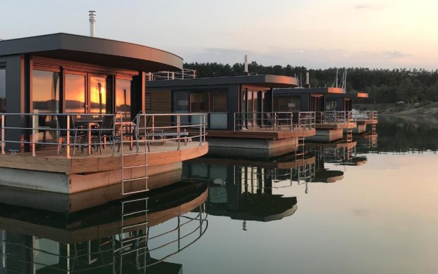 Floating Village Brombachsee