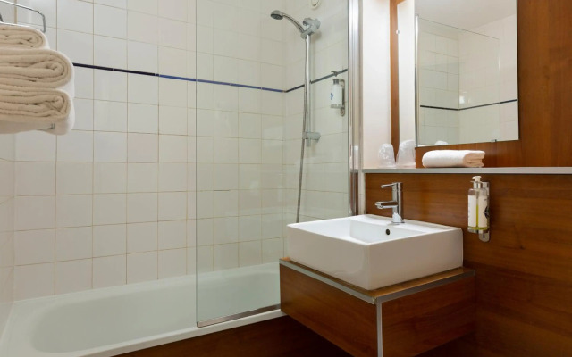 Comfort Hotel Lille Lomme