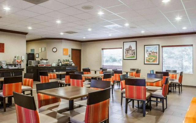 Comfort Inn & Suites St. Louis - O'Fallon