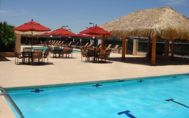 Voyager Resort Inn