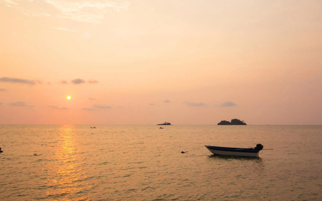 The White Knot Koh Chang