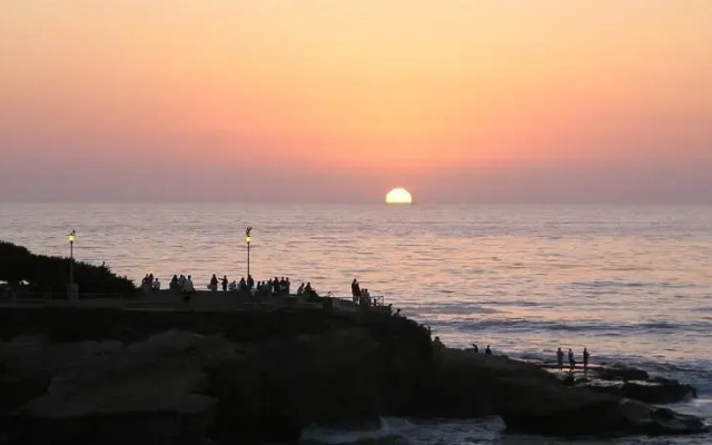 La Jolla Cove Beach Condo