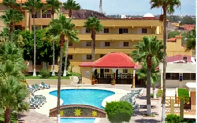 Hotel Fiesta De Cortez