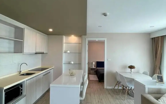 Seven Seas Condo Resort by PSR