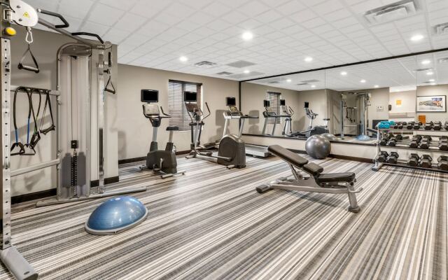 Candlewood Suites - Fairbanks