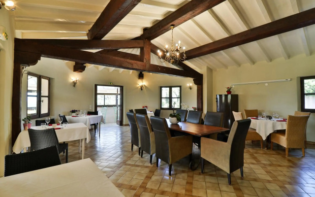 Hotel l'Estirado des Adrets