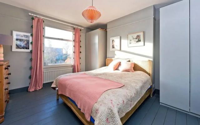 Long Stay Discounts - Modern Bright 5-bed Acton