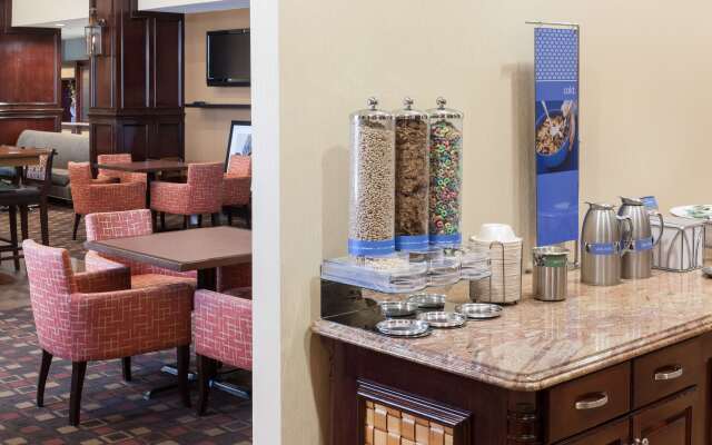 Hampton Inn & Suites Dallas-Arlington-South