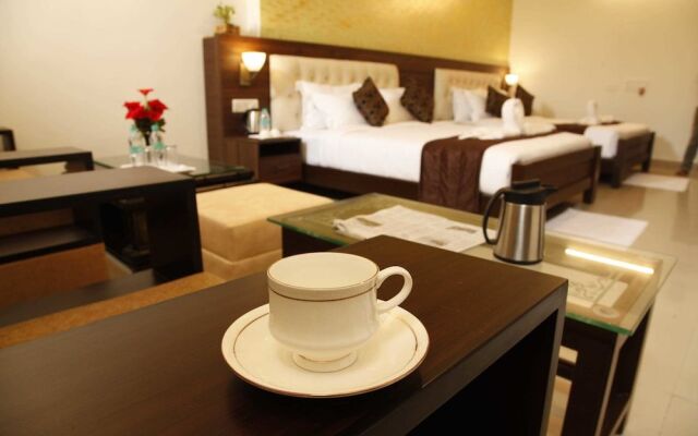 PAH Clarista Hotel