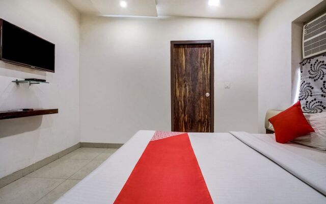 Collection O 35484 Hotel Yatri Inn