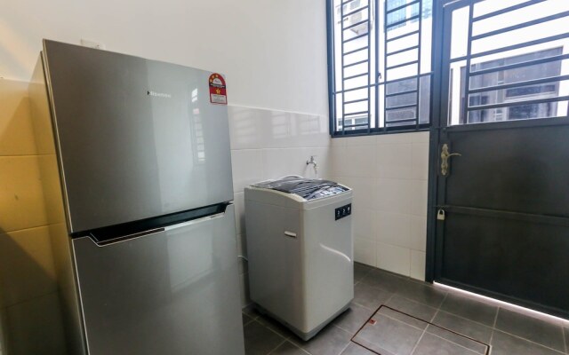 Escadia Villa Desaru by IdealHub