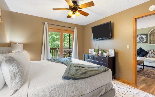 The Circle Retreat 7