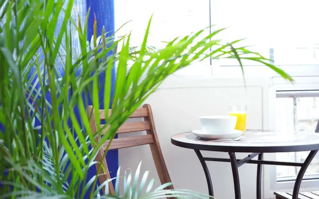 Urbanaas Lisbon Anjos