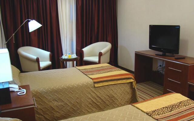Hotel Orly