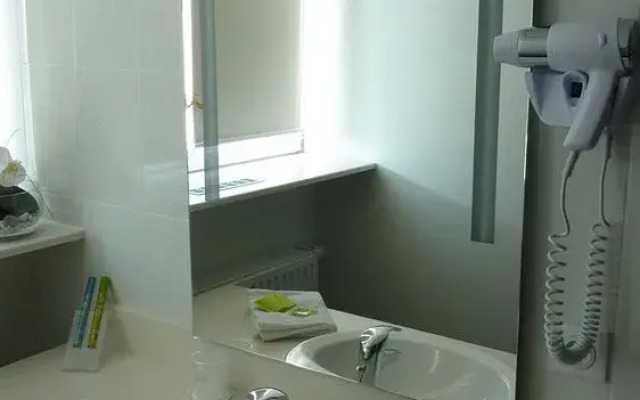 Hotel The Originals Colmar Haut Koenigsbourg Val-v