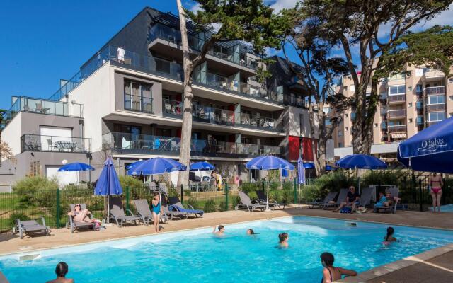 Comfortable apartment with a microwave nearby the beach