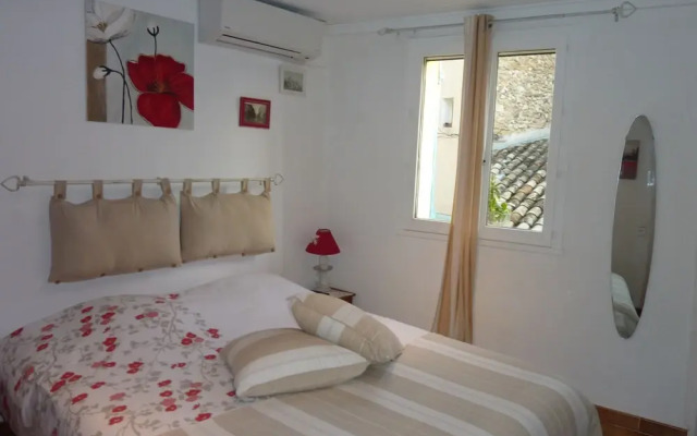 Fa Mille Maison Bleue