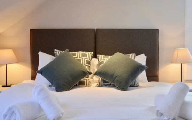 New Town Apartment Close to City Centre