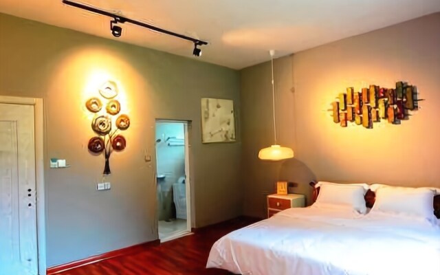 Xifeng Shouma Theme Hotel