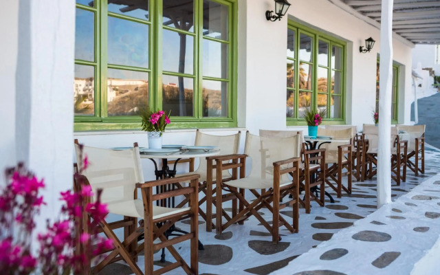 Mykonos Beach Hotel
