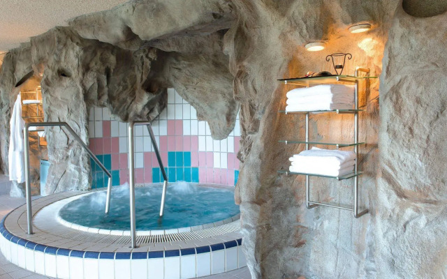 Victor's Residenz-Hotel Teistungenburg