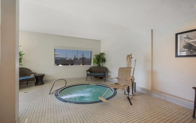 Hotel 28 Boise Airport, an Ascend Collection Hotel