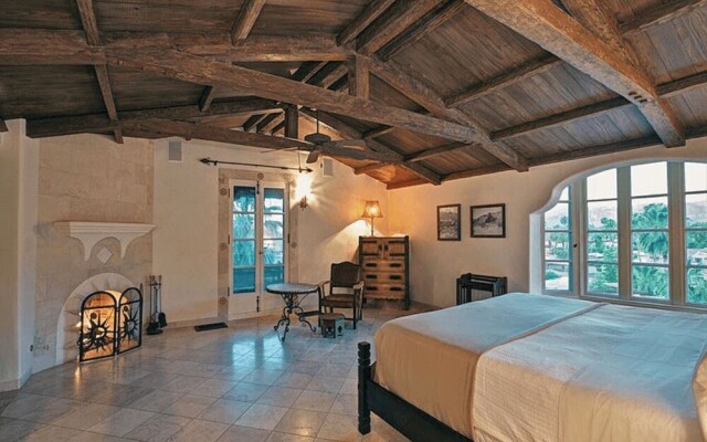 The Majestic Colony 29