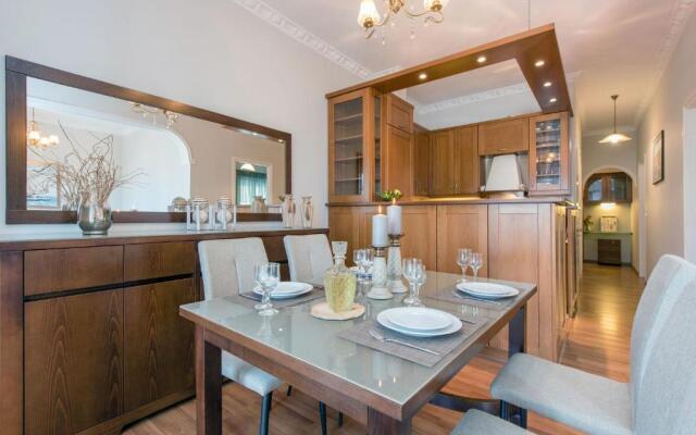 Dorathea Boutique Apt