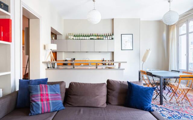Typical Bordeaux Apartment
