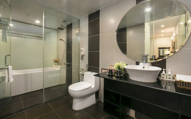Hanoi Emotion Hotel