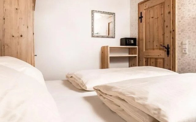 Uralp Royal by A-Appartments