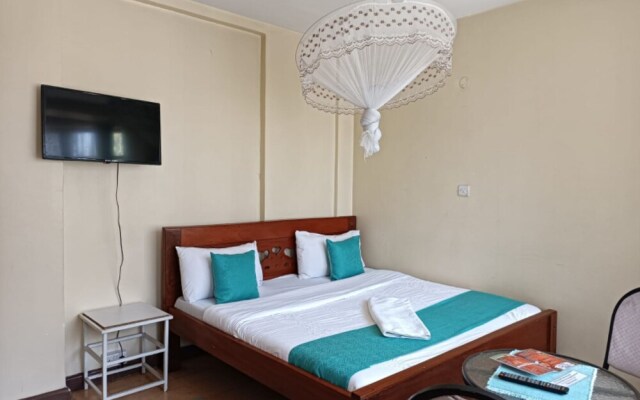 Cool Luxurious Studios