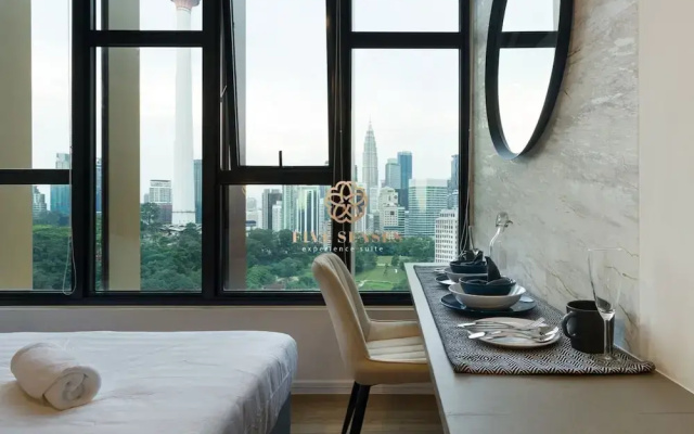Ceylonz Suite by Five Senses