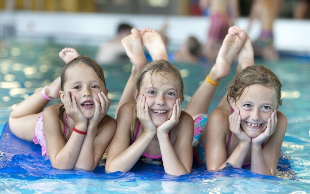 Luxurious Detached Villa with 3 Bathrooms, in de Maasduinen