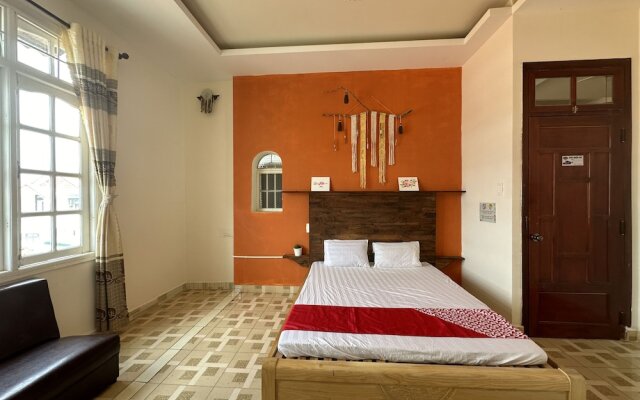 SPOT ON 1229 Happy Dream Homestay
