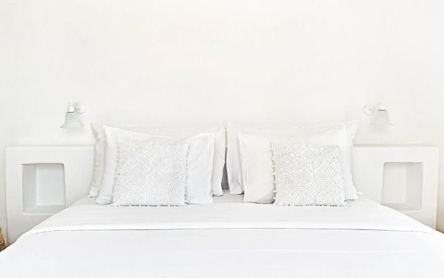 Mykonos Lolita, A Grecotel Resort To Live