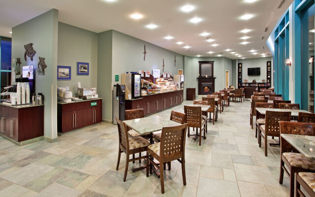 Holiday Inn Express Pensacola Beach by IHG