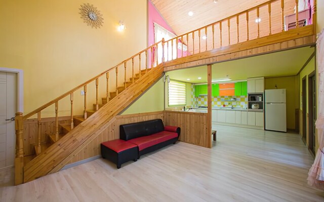 Ganghwa Pink House Pension