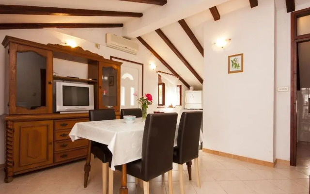 Apartments Nikica Primosten