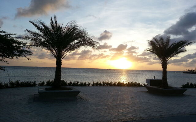 Le Chateau Ocean Villas