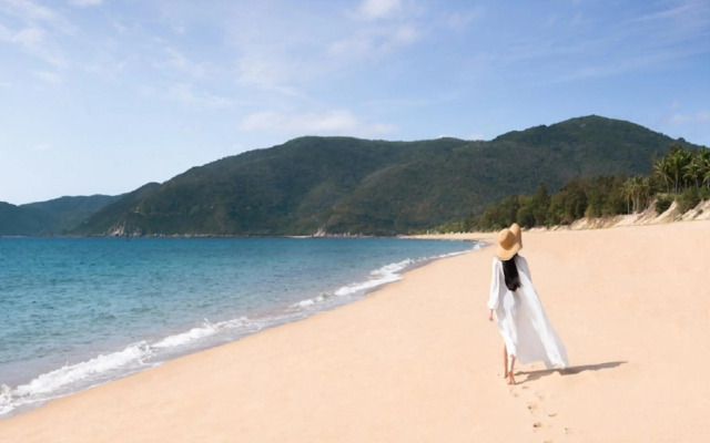 The Ritz-Carlton Sanya, Yalong Bay