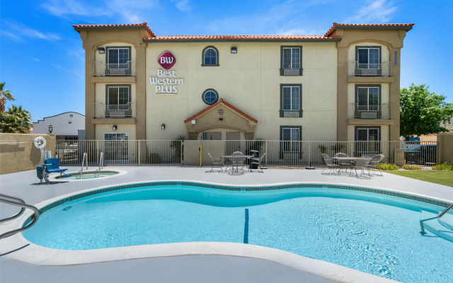 Best Western Plus John Jay Inn & Suites