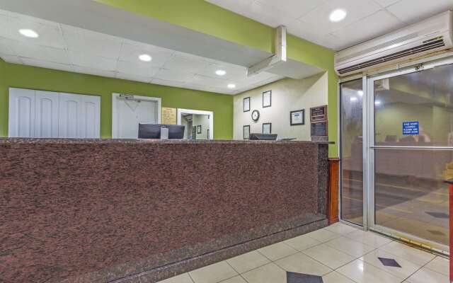 Travelodge by Wyndham Suites Virginia Beach Oceanfront