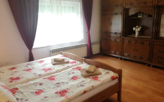 Apartments Angelini Two Bedroom A1